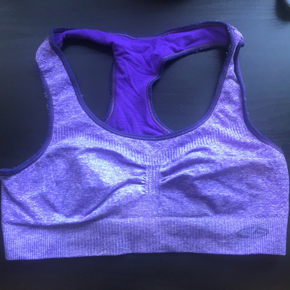 Sports bra